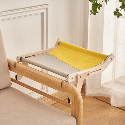 Sturdy hanging cat bed package contents showing all included hardware and accessories