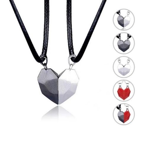 USA-CALI Elegant Couple Necklace Set lifestyle photo - romantic matching necklaces
