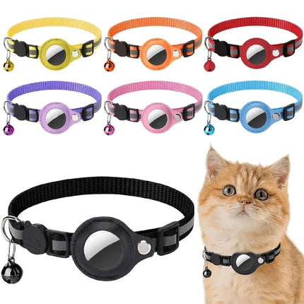 Reflective cat collar with Apple AirTag holder - front view