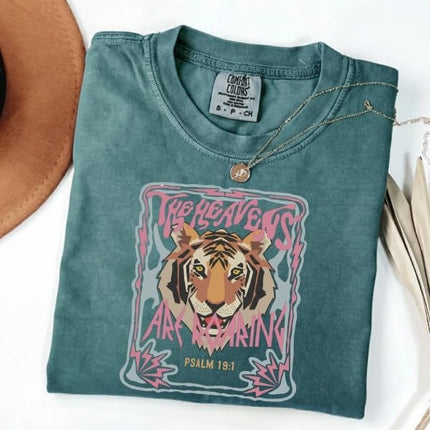 FITIN The Heavens are Roaring Tiger Psalm 19:1 Comfort Colors Tee – Bold Christian Faith Graphic T-Shirt