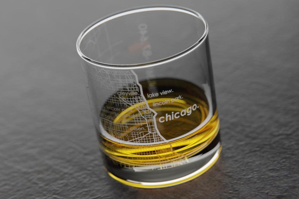 Engraved Chicago Illinois Map Rocks Glass, Old Fashioned Glassware (11 oz, Clear) Etched Bourbon - photo 4