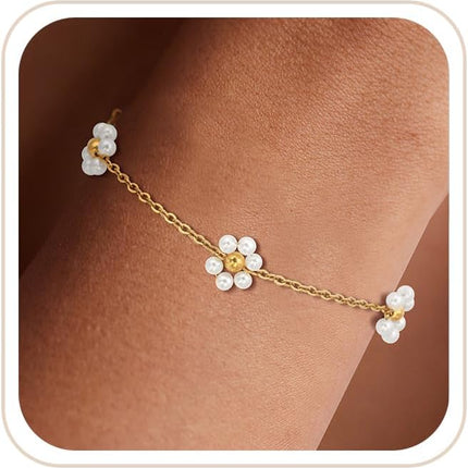DAYANEY Pearl Bracelets for Women, Gold Bracelet Silver Pearl Jewelry as Gifts for Girls, Dainty Daisy and Heart Braclets Cute Floral Prom Jewelry for Bridesmaid Brazaletes Para Mujer