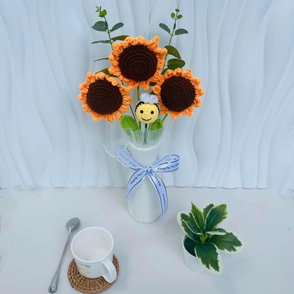 Completed Bee Crochet Flowers Bouquet, Handmade Knitted Bouquet, Crochet Artificial Flowers for Mother's Day Birthday, Wedding Home Decor, Gifts for Mom (Sunflower & Bee)