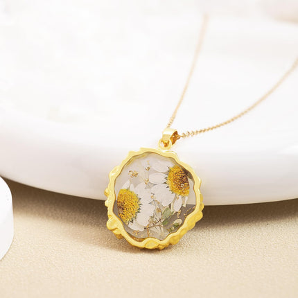 Hefestus Birth Flower Necklaces for Women,1-12 Month Real Pressed Flower Necklace,Boho-Style Personalized Jewelry, Handmade Floral Pendant,Thoughtful Gift for Christmas,Birthday|18"