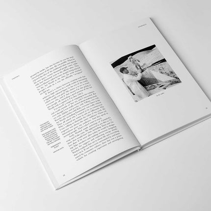 Future Relic Signed Edition: Failures, Disasters, Detours, and How I Made a Career as an Artist: Arsham, Daniel: 9798893311761