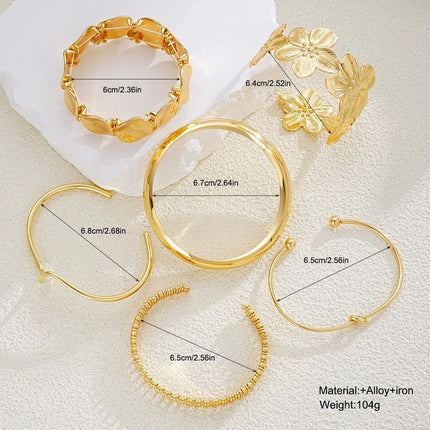 Mantveil 6PCS Chunky Gold Bangle Bracelets for Women, Dainty Gold Plated Cuff Bracelets, Boho Stackable Bangles Fashion Jewelry Gifts for Birthday Christmas Mother's Day