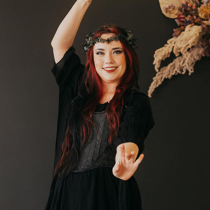MOSTORY Light up Elf Crown - Black Antler Headpiece Gothic Flower Circlet Elven Woodland Tiara for Women Renaissance Fair Cosplay Halloween Costume Photo Shoot
