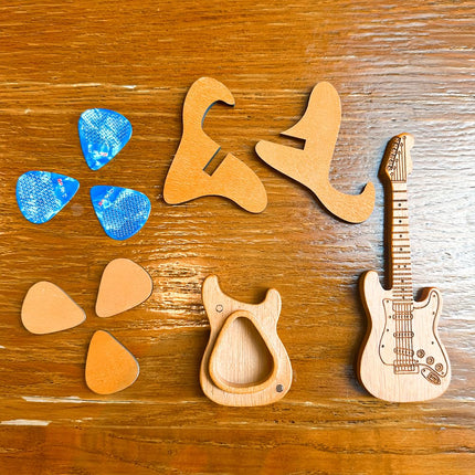 Wooden Guitar Pick Holder with Stand, Wooden Electric Guitar Styling Box with 3 Wood Picks and 3 Non-slip Celluloid Guitar Picks, Guitar Pick Storage Box Set for Guitar, Bass, Ukulele Players