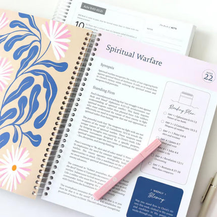 The Bible in a Year A 52-Week Study for Women, Spiral Bible In a Year 52 Week Study
