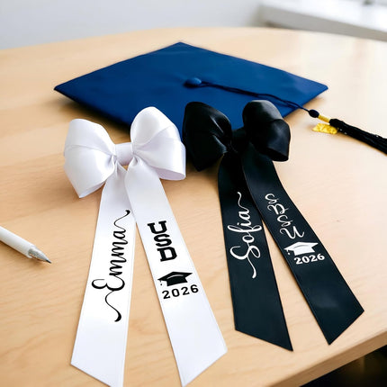 Personalized Graduation Cap Bow Class of 2026 Custom Name Hair Accessory with Hair Clip for Cap Decorations Personalized 2026 for Photo-Op Decoration University Gifts for Girls