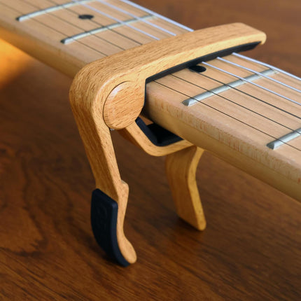 WINGO Guitar Capo for Acoustic and Electric Guitar with 5 Picks, Burlywood