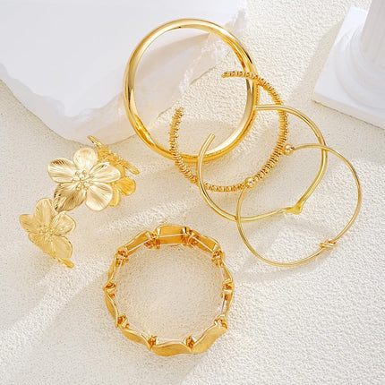 Mantveil 6PCS Chunky Gold Bangle Bracelets for Women, Dainty Gold Plated Cuff Bracelets, Boho Stackable Bangles Fashion Jewelry Gifts for Birthday Christmas Mother's Day