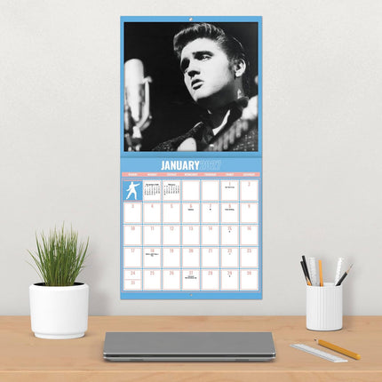 2027 Elvis Presley - Wall