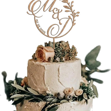 Boho Wedding Cake Topper with Rustic Floral Wreath – Personalized Mr & Mrs Name Sign – Custom Wood or Acrylic Cake Topper