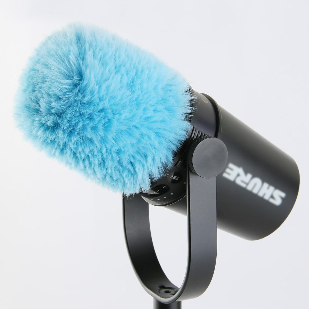 MV7 Windscreen for SHURE MV7 MV7X Microphone Replacement Windscreen, Blue Furry Wind Muff Mic Cover