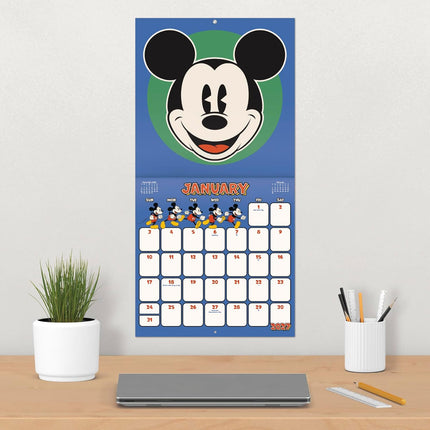 2027 Mickey Mouse: Vintage Wall Calendar