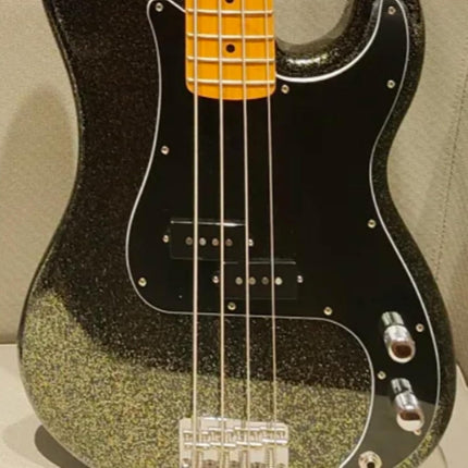 Bass Pickguard Bass 4 Strings Guitar Scratch Plate 13 Holes for PB Bass Without Truss Rod Hole Style,Black 3ply
