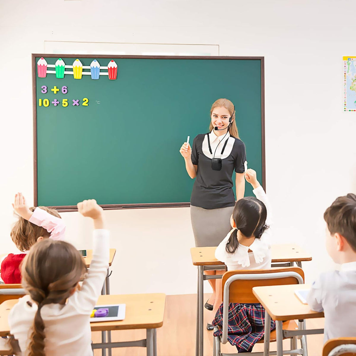 Portable Rechargeable Mini Voice Amplifier for Teachers with Wired Microphone Headset and - photo 3