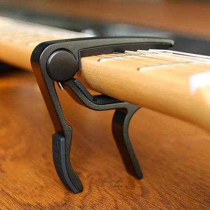 WINGO Guitar Capo for Acoustic and Electric Guitars with 5 Picks for Free, Black.