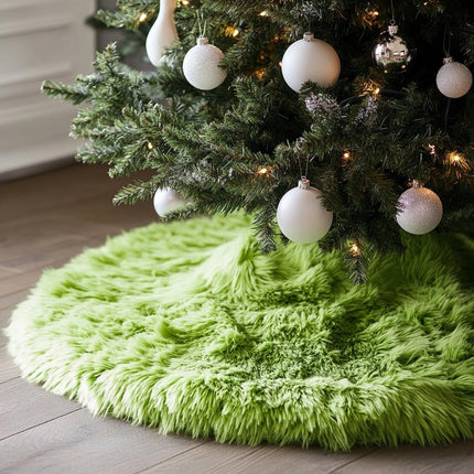 48 Inch Faux Fur Christmas Tree Skirt White Plush Skirt for Merry Christmas Party Christmas Tree Decoration