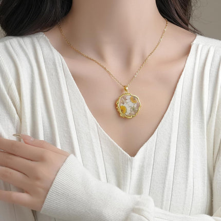 Hefestus Birth Flower Necklaces for Women,1-12 Month Real Pressed Flower Necklace,Boho-Style Personalized Jewelry, Handmade Floral Pendant,Thoughtful Gift for Christmas,Birthday|18"