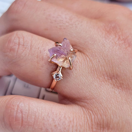 Raw Crystal Ring Birthstone Rose Gold and Quartz Solitaire Jewelry gift for her Christmas Mothers Day Birthday Valentine Statement Ring Gift Uniquelan Jewelry