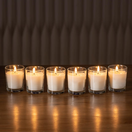 Paquete de 24 velas votivas de vidrio transparente con cera blanca cálida sin aroma. Velas de cera vertida a mano, regalos para aromaterapia, spa, bodas, cumpleaños, festivos y fiestas