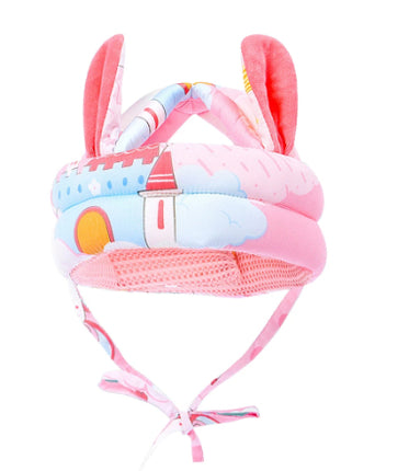 Baby safety helmet size comparison and adjustable strap detail for infants