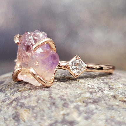 Raw Crystal Ring Birthstone Rose Gold and Quartz Solitaire Jewelry gift for her Christmas Mothers Day Birthday Valentine Statement Ring Gift Uniquelan Jewelry