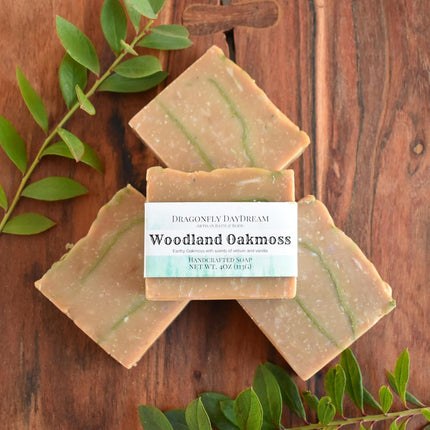 Woodland Oakmoss Soap Bar for Men (1 Pack) | Handmade Soap | Earthy, Woody Scent with Amber, Musk, Vetiver & Vanilla | Gentle, Natural Ingredients | Ultimate Outdoorsman Collection, 4oz Bar