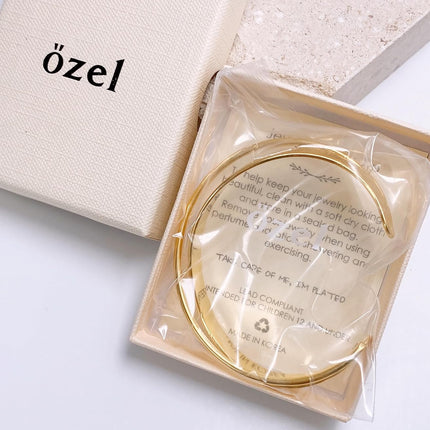 OZEL – Women’s Gold Cuff Bracelets – 18K Gold Plated Textured Bangles with Multi-Color Crystal & Rhinestone Accents – Layered Stacking Jewelry