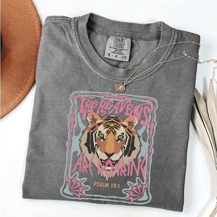 FITIN The Heavens are Roaring Tiger Psalm 19:1 Comfort Colors Tee – Bold Christian Faith Graphic T-Shirt