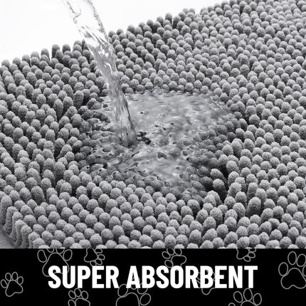 Smiry Dog Door Mat for Muddy Paws, Absorbent Dirt Trapper Non Slip Quick Dry Washable Chenille Mat for Mud Dogs, Entry Rug for Indoor and Outdoor (30x20 Inches, Grey and Black)