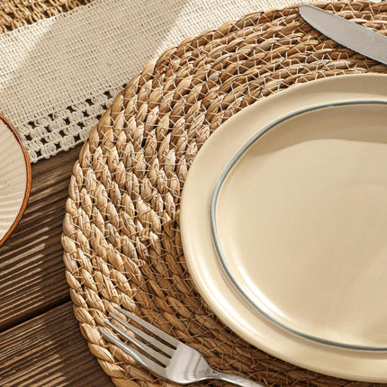 Round Woven Placemats Set of 4, 13.5'' Boho Rattan Chargers for Dinner Plates, Rustic Wicker Place Mats, Straw Braided Table Placemats, for Dining Table Decor, Wedding, Farmhouse and Outdoor