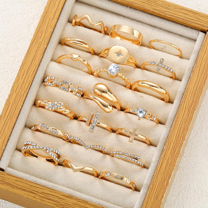 Gold Stackable Rings Set for Women, Gold Plated Chunky Crystal Finger Rings
