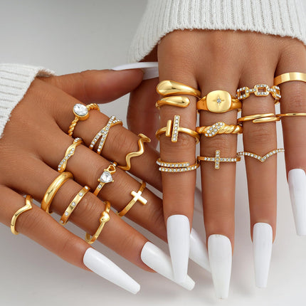 Gold Stackable Rings Set for Women, Gold Plated Chunky Crystal Finger Rings