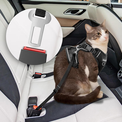 Cat Harness, Cat Harness and Leash for Walking, Adjusted in Four Directions and Breathable Cat Harness for Anti Escape that can be Fitted and Positioned, Reflective Strips Harness, Black, M