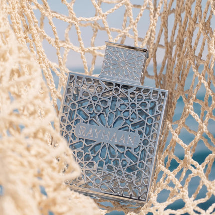 Aquatica – Fresh, Marine, Citrus, Clean – Eau de Parfum Spray Long-Lasting Fragrance for Men, 3.4 Ounce / 100 ml