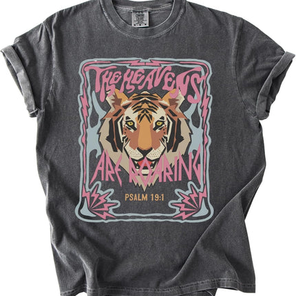 FITIN The Heavens are Roaring Tiger Psalm 19:1 Comfort Colors Tee – Bold Christian Faith Graphic T-Shirt