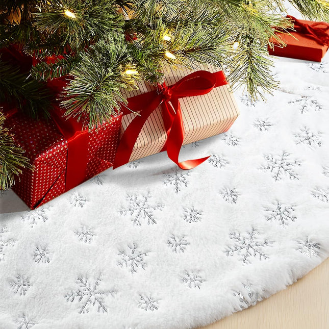 48 Inches Faux Fur Christmas Tree Skirt, Silver Sequin Snowflake