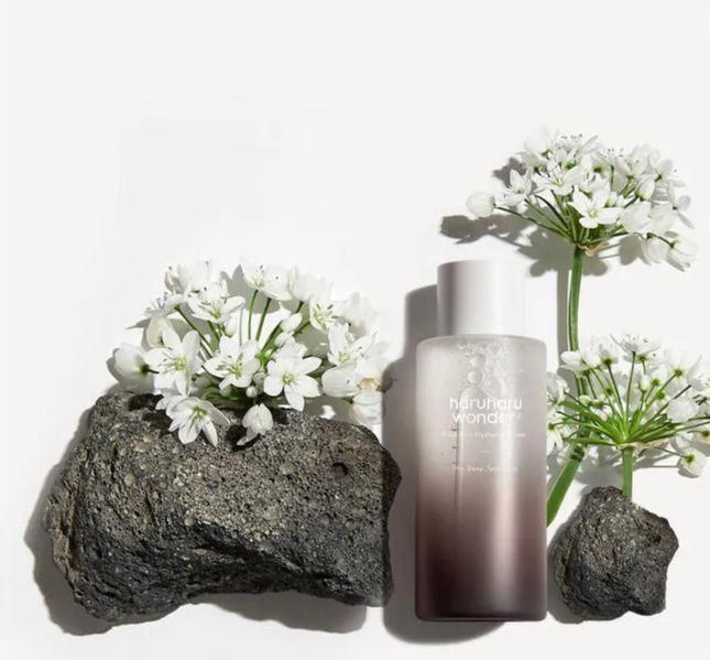 Haruharu WONDER - Black Rice Hyaluronic Toner